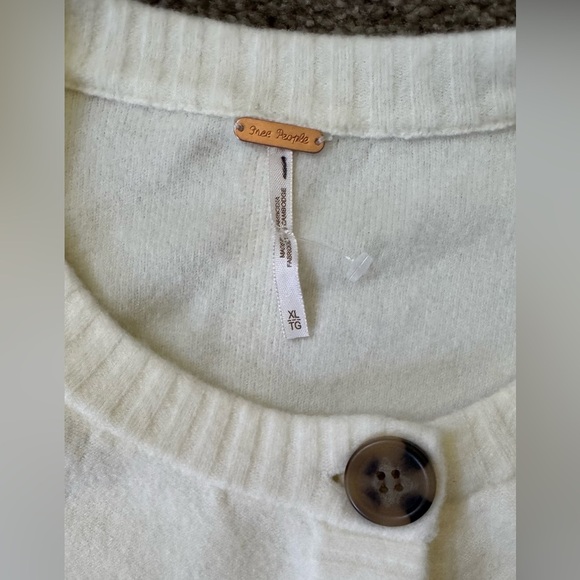 Free People Luna Cardigan Sweater in Ivory Size XL Cropped Sweater Cream Revolve - Picture 7 of 9